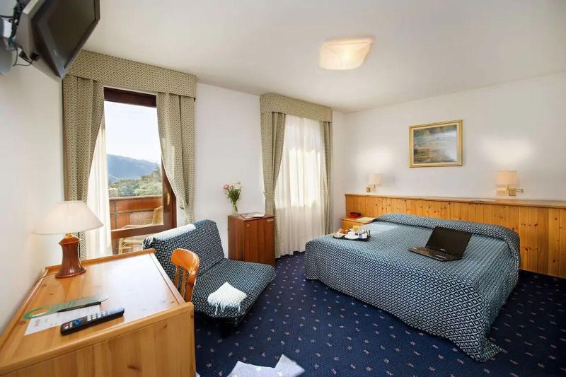 Hotel Sassella - Oda
