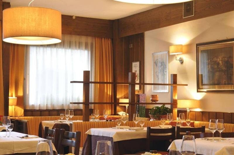 Hotel Sassella - Restoran