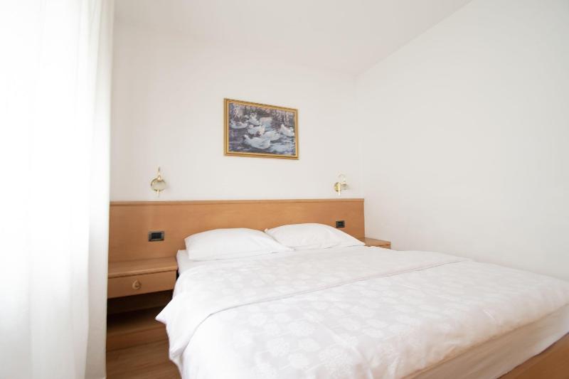 Residence Isarcus - Oda