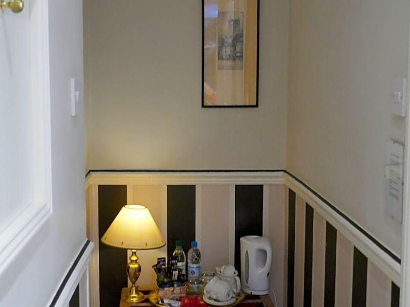 Kerrington House - Oda