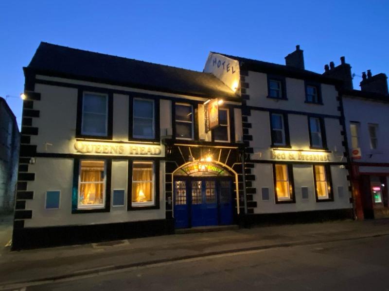 The Queens Head Hotel - Genel