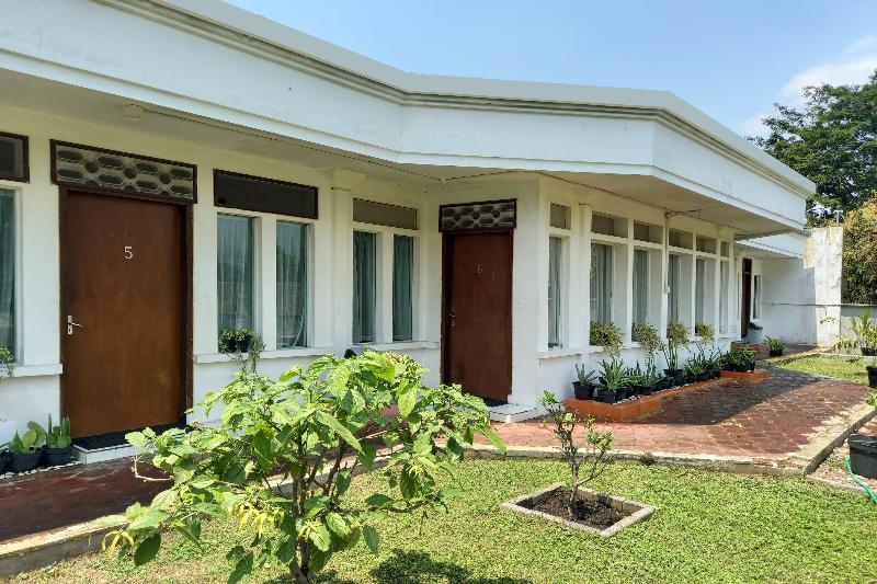 Vanda Villa Batu by ZUZU - Genel