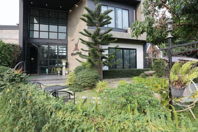 Manonnee Hotel - Genel