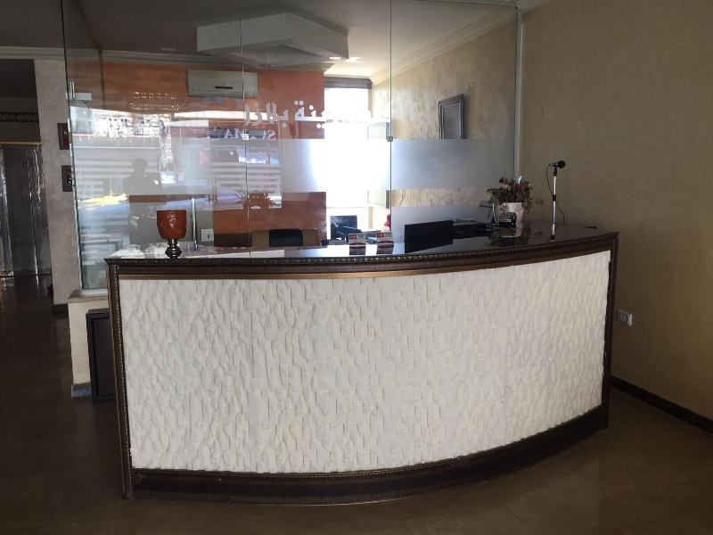 Zaina Plaza Hotel - Lobi