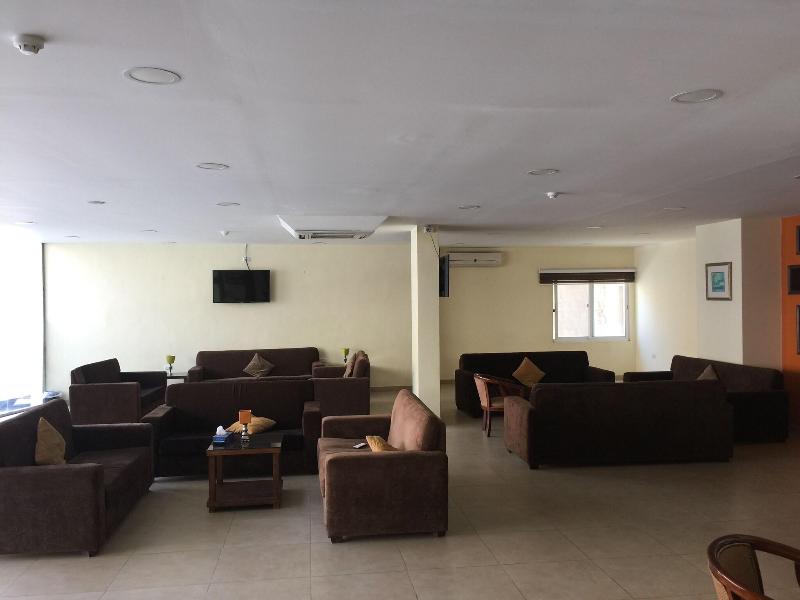 Zaina Plaza Hotel - Lobi