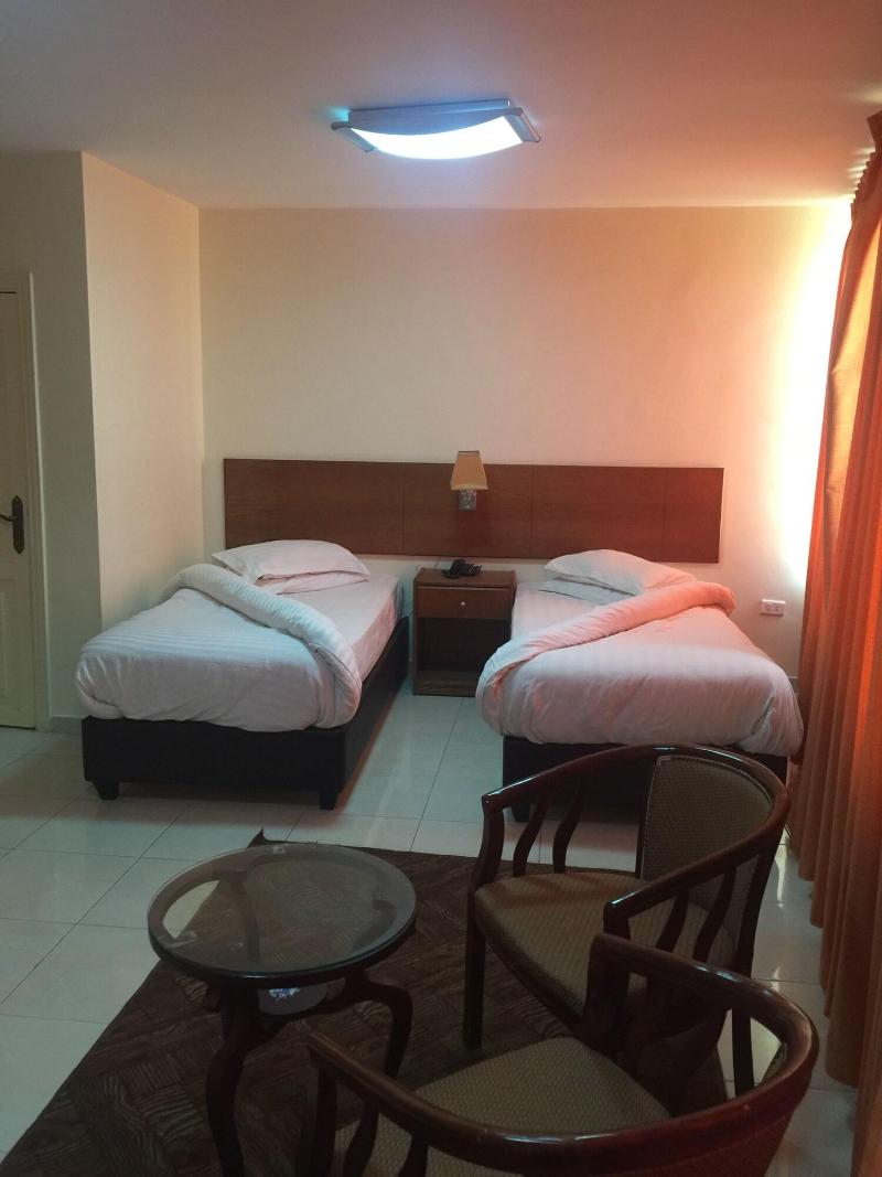 Zaina Plaza Hotel - Oda