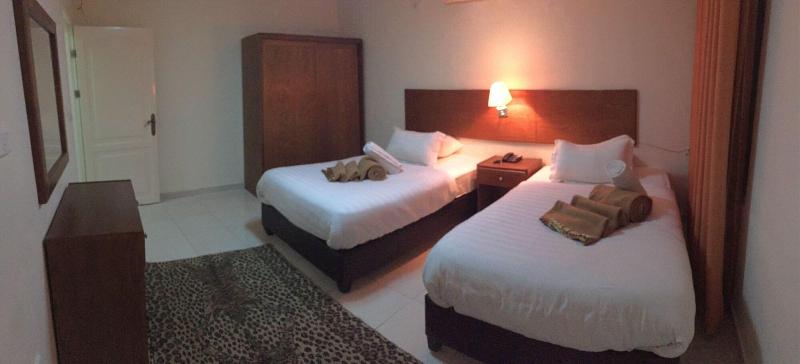 Zaina Plaza Hotel - Oda
