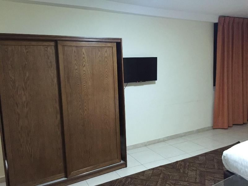 Zaina Plaza Hotel - Oda