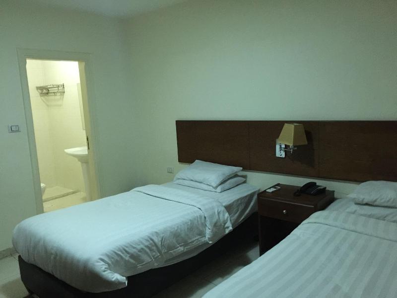 Zaina Plaza Hotel - Oda