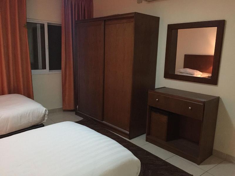 Zaina Plaza Hotel - Oda