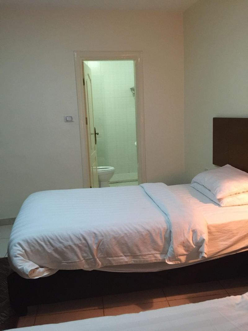 Zaina Plaza Hotel - Oda