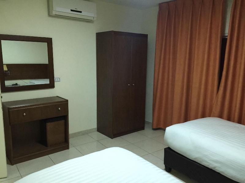 Zaina Plaza Hotel - Oda