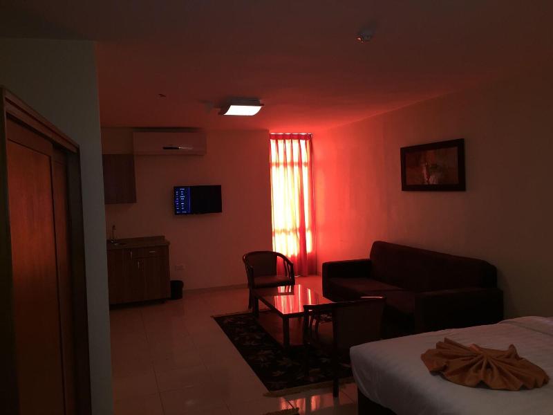Zaina Plaza Hotel - Oda