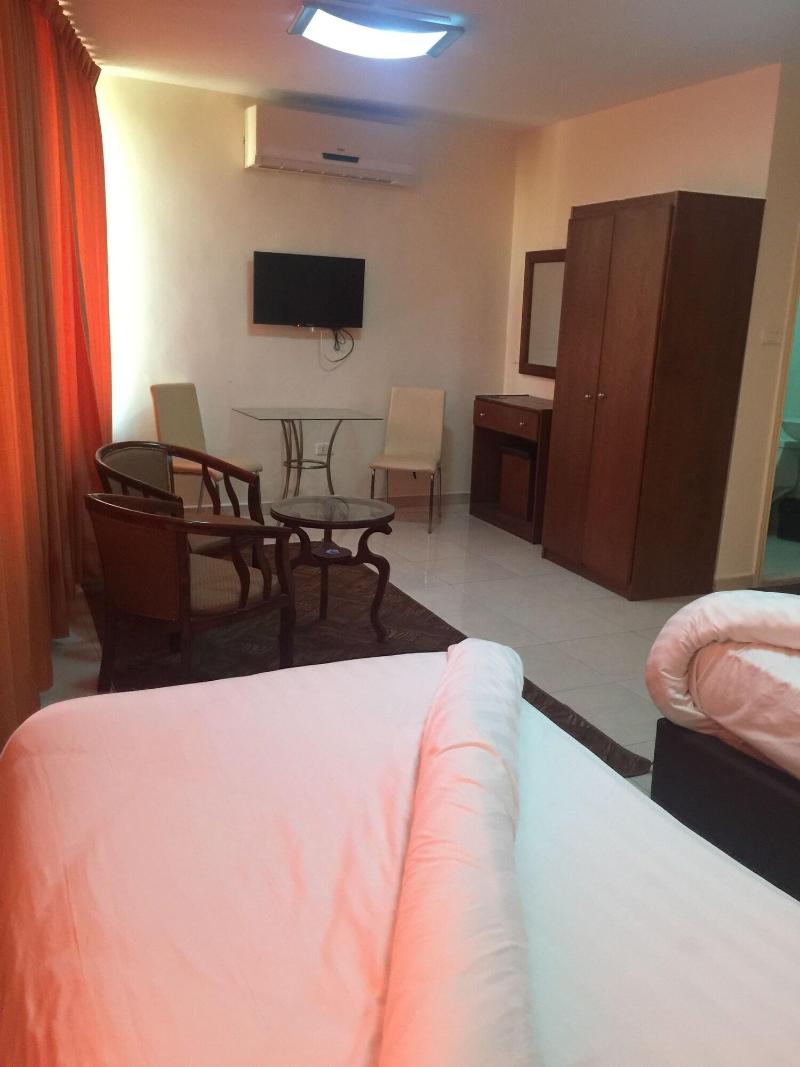 Zaina Plaza Hotel - Oda