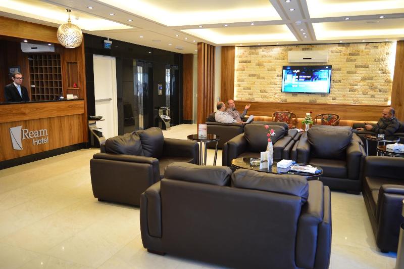 Ream Hotel - Bar