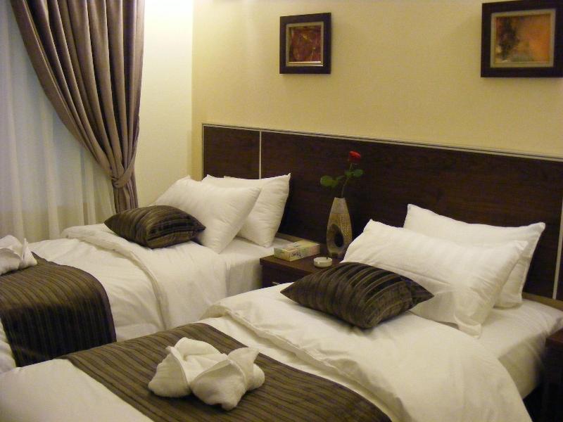 Ream Hotel - Oda