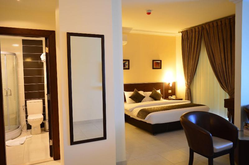 Ream Hotel - Oda