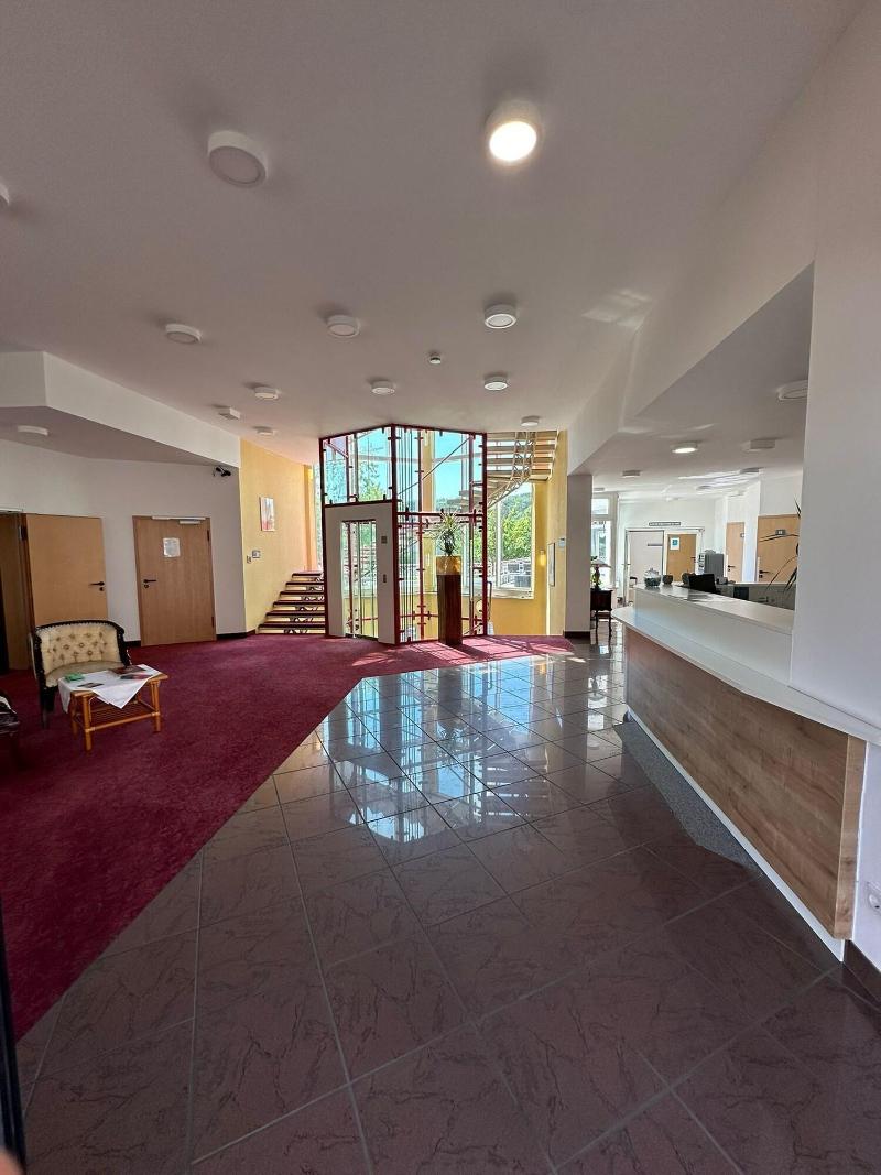 Hotel Aichtaler Hof - Lobi