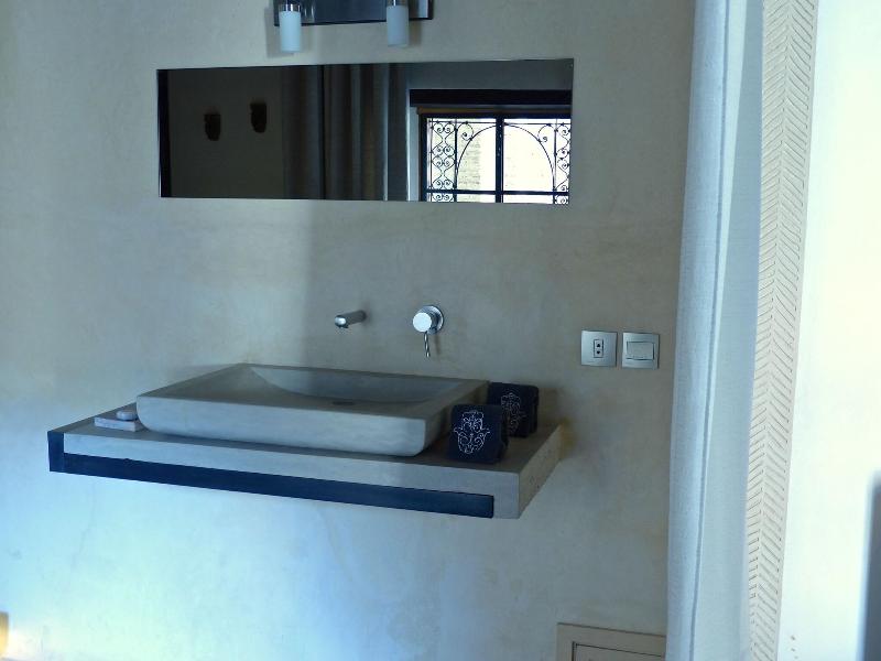 Karawan Riad - Oda