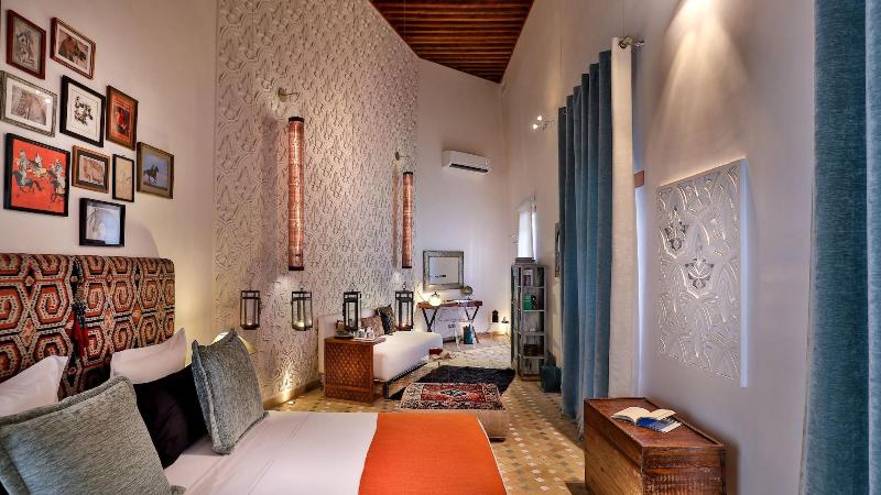 Karawan Riad - Oda