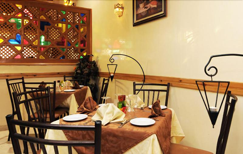 Hôtel Perla - Restoran