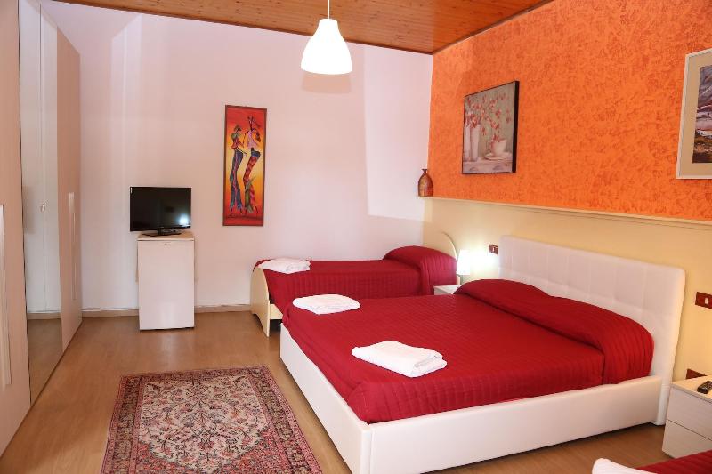 Hotel Company - Oda