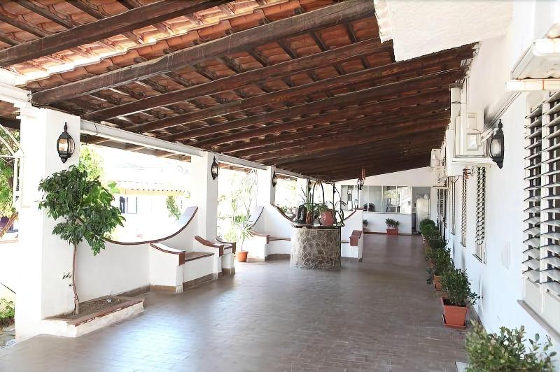 Hotel Company - Teras
