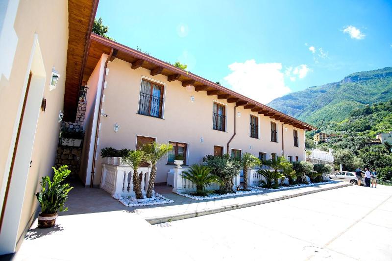 Villa Catiè - Genel