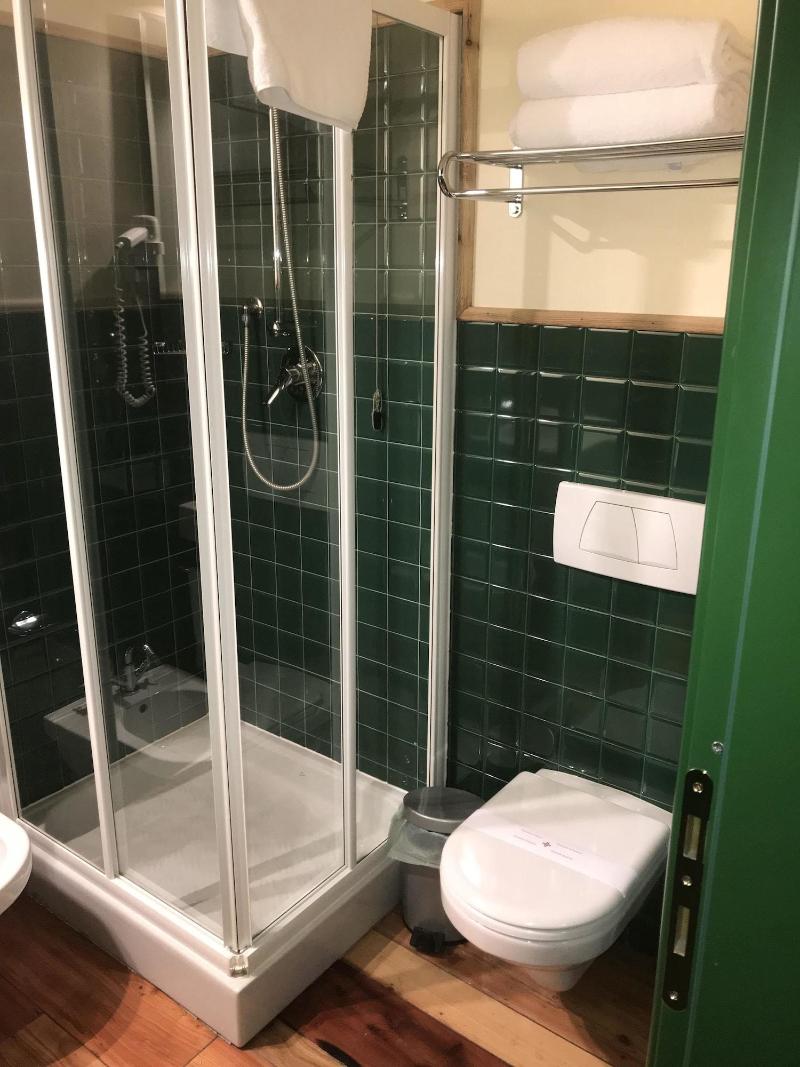 Shatush Hotel - Oda