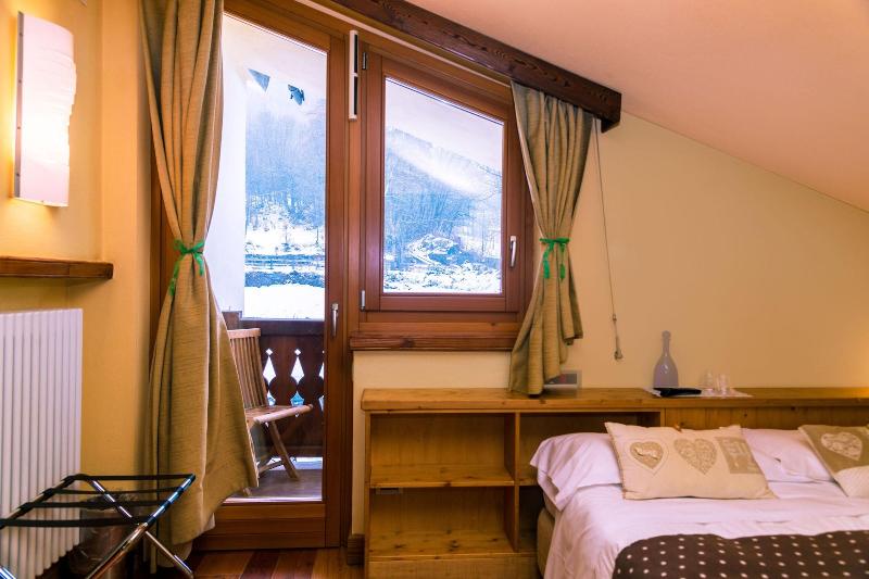 Shatush Hotel - Oda