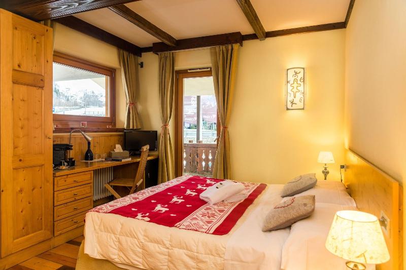 Shatush Hotel - Oda