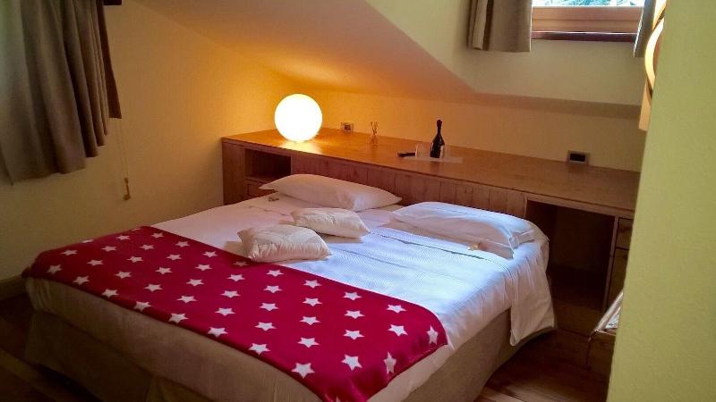 Shatush Hotel - Oda