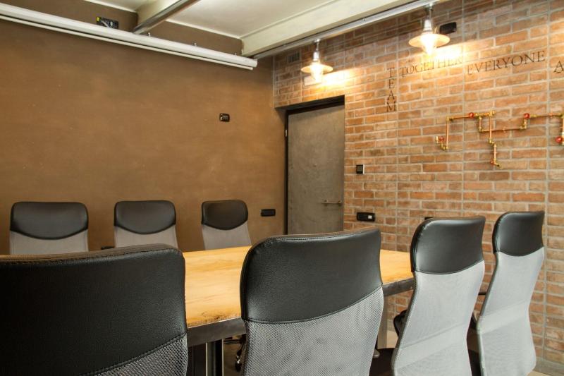 B2in Suite & Office - Toplantı