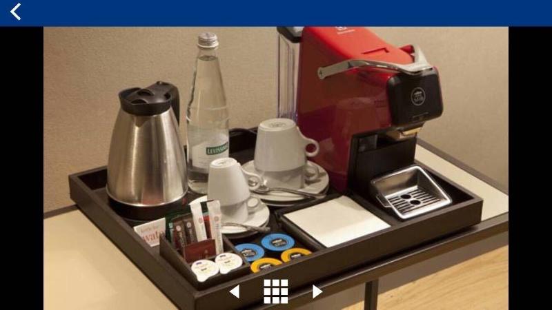 B2in Suite & Office - Restoran