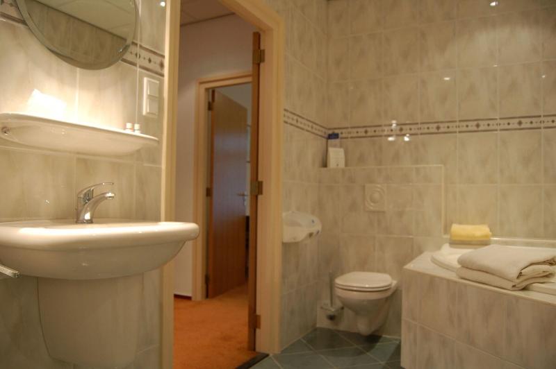 Hotel Van Saaze - Oda