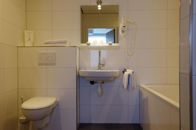 Hotel Van Saaze - Oda