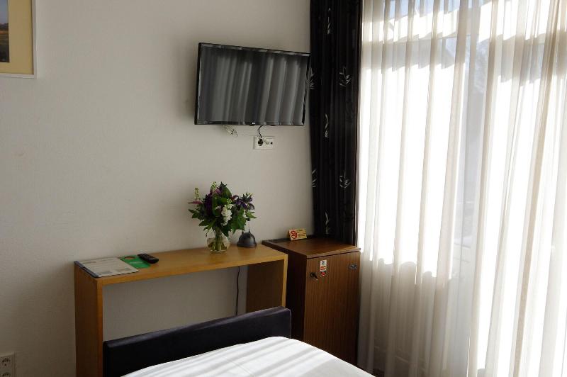 Hotel Van Saaze - Oda