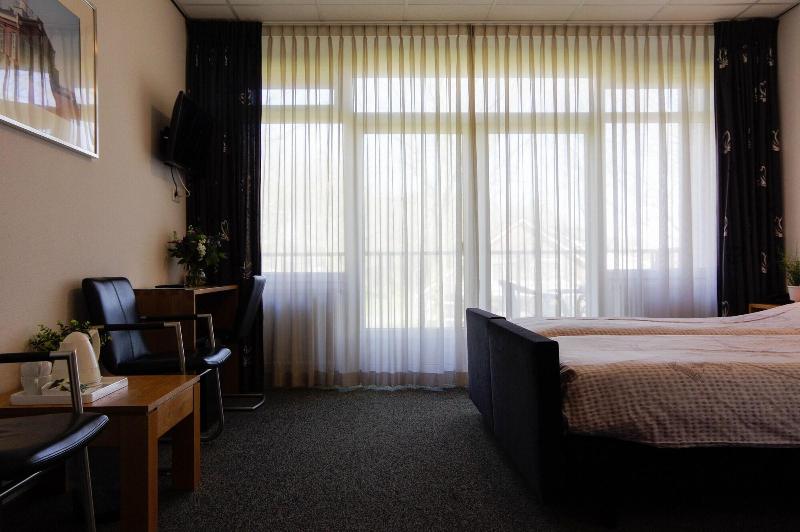 Hotel Van Saaze - Oda