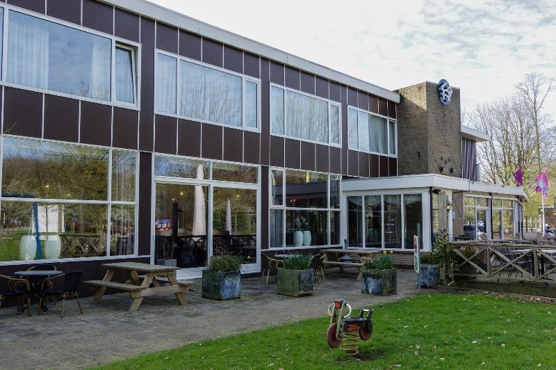 Hotel Van Saaze - Oda