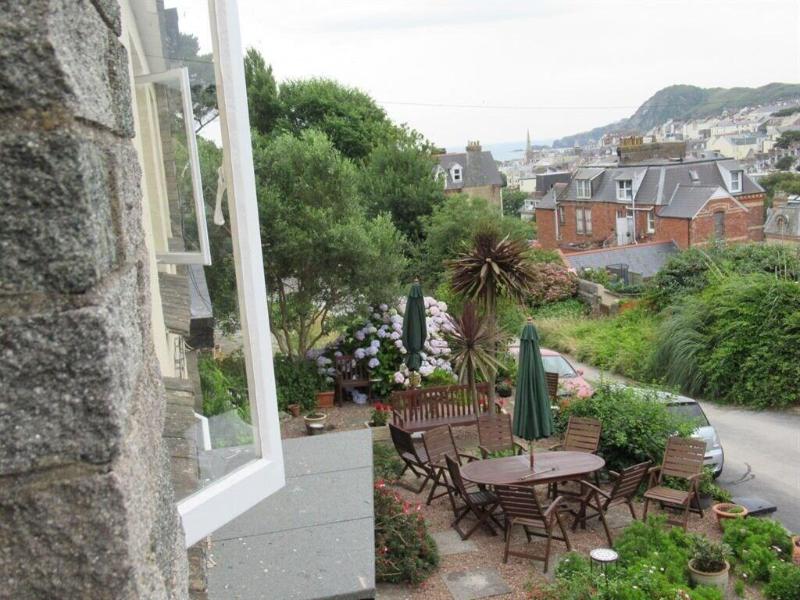 Avoncourt Lodge - Genel