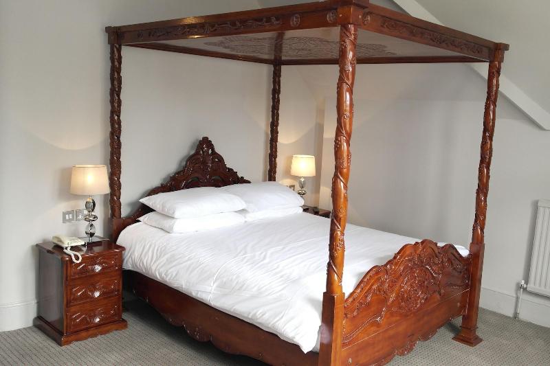 Wards Hotel - Oda