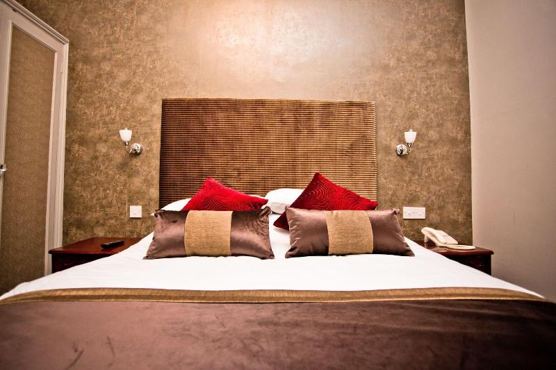 Wards Hotel - Oda