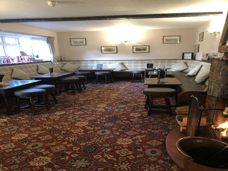 The Dog And Partridge Country Inn - Lobi