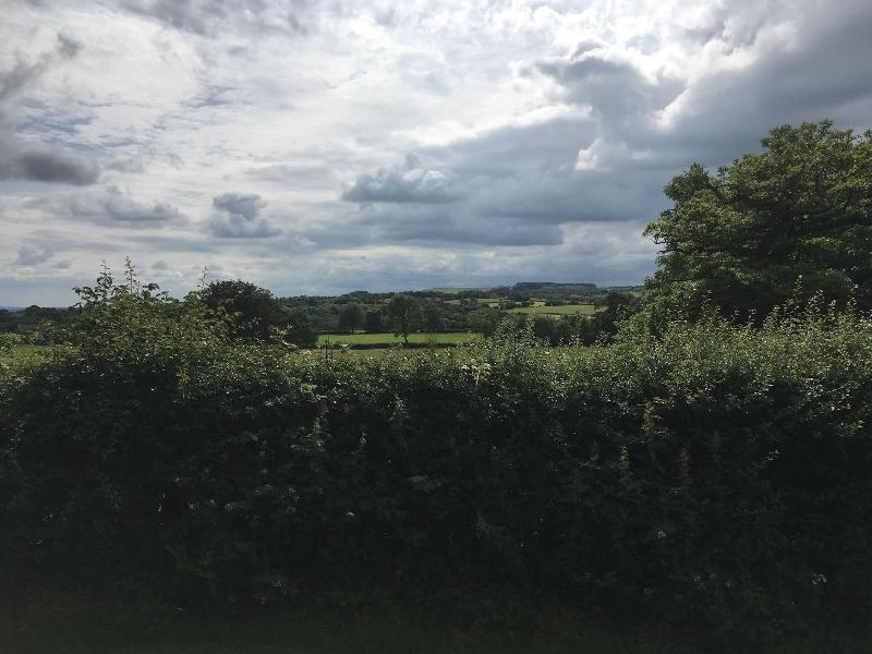The Dog And Partridge Country Inn - Oda