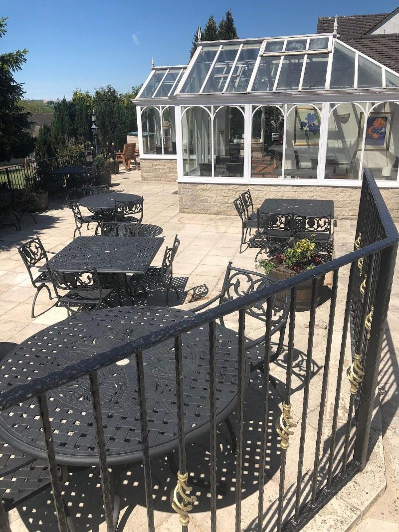The Dog And Partridge Country Inn - Restoran