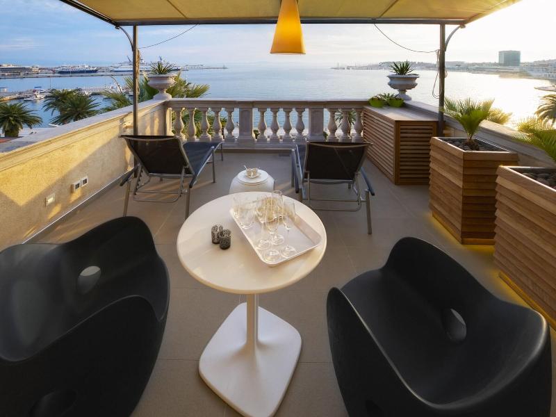 Riva Luxury Suites - Genel