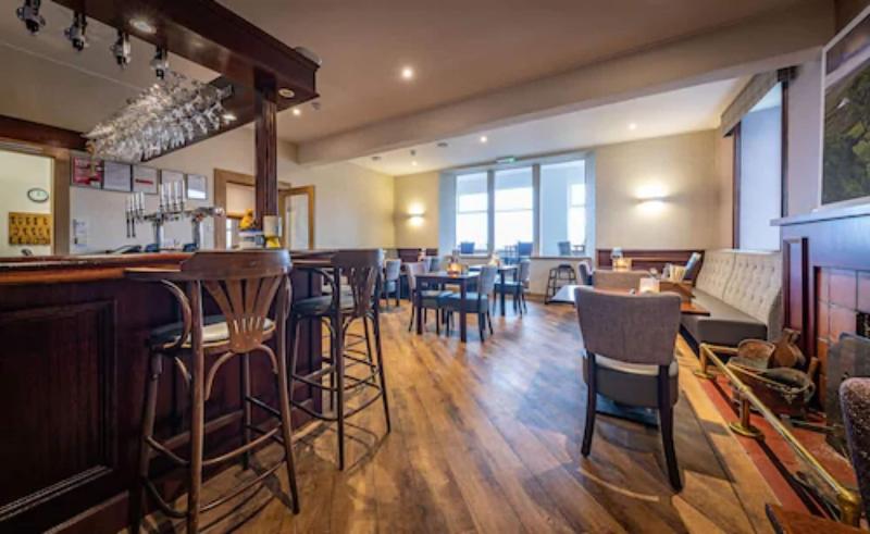 Uig Hotel - Bar