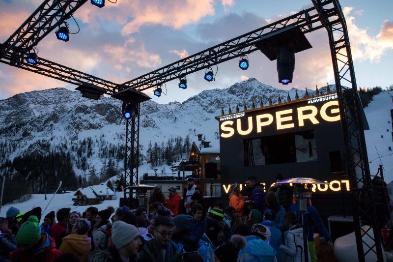 Super G - Genel