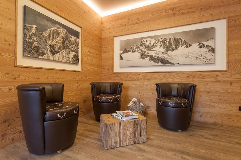 Hotel La Vallee Blanche - Lobi
