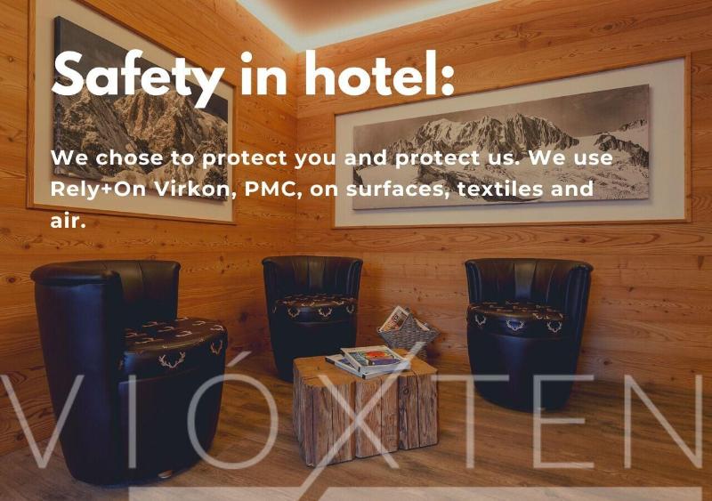 Hotel La Vallee Blanche - Lobi